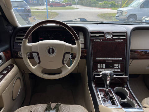 2006 Lincoln Navigator Luxury