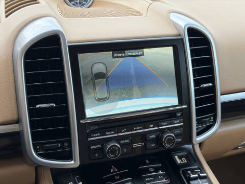 2012 Porsche Cayenne