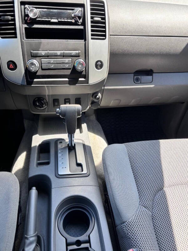 2011 Nissan Frontier S