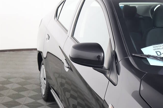 2024 Mitsubishi Mirage G4 ES