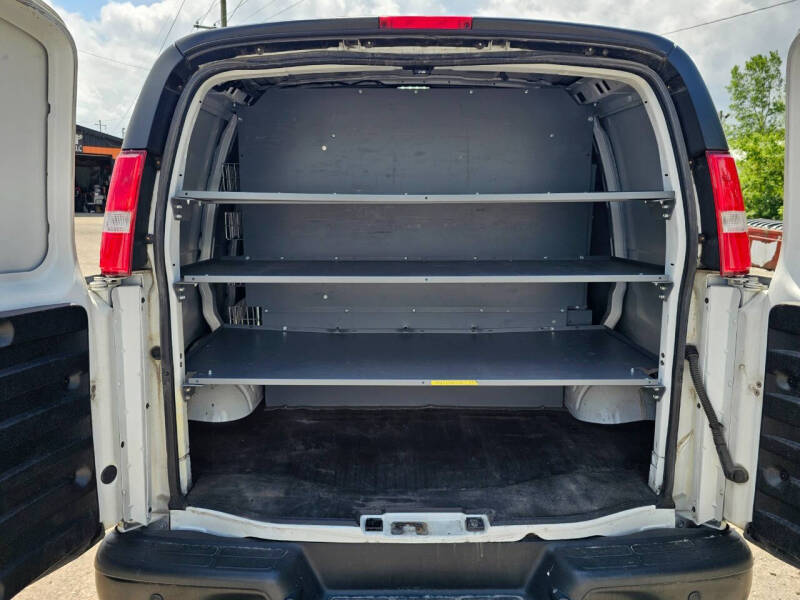 2020 Chevrolet Express 2500