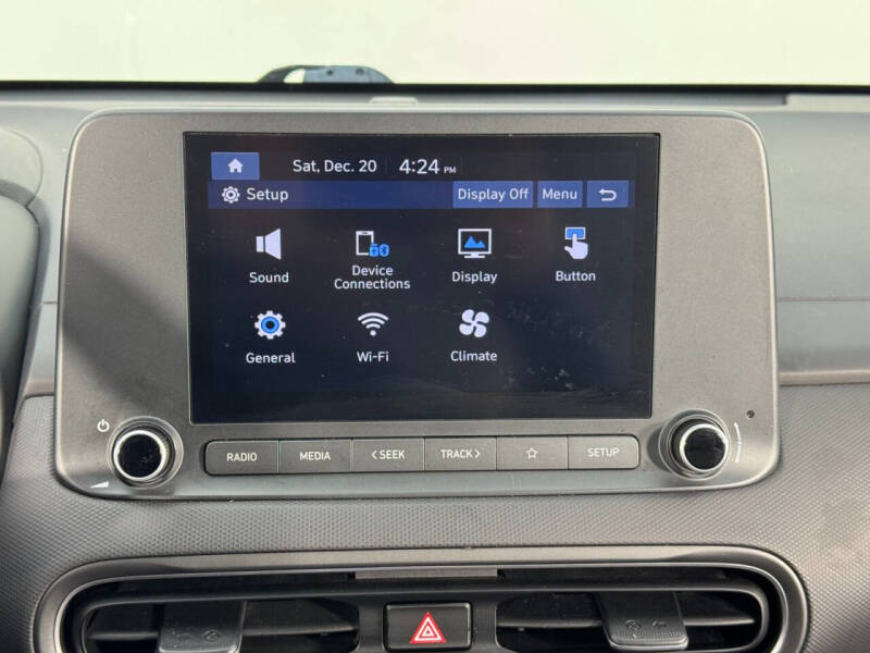 2022 Hyundai Kona SE