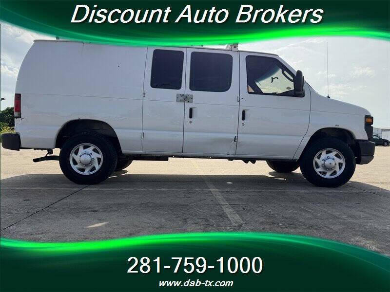 2011 Ford E-Series E-250