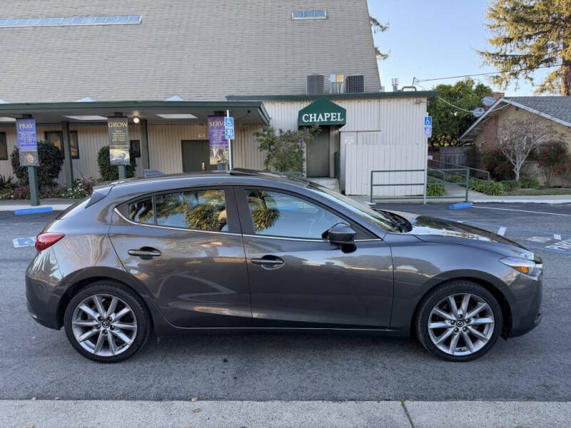 2018 Mazda MAZDA3 Grand Touring
