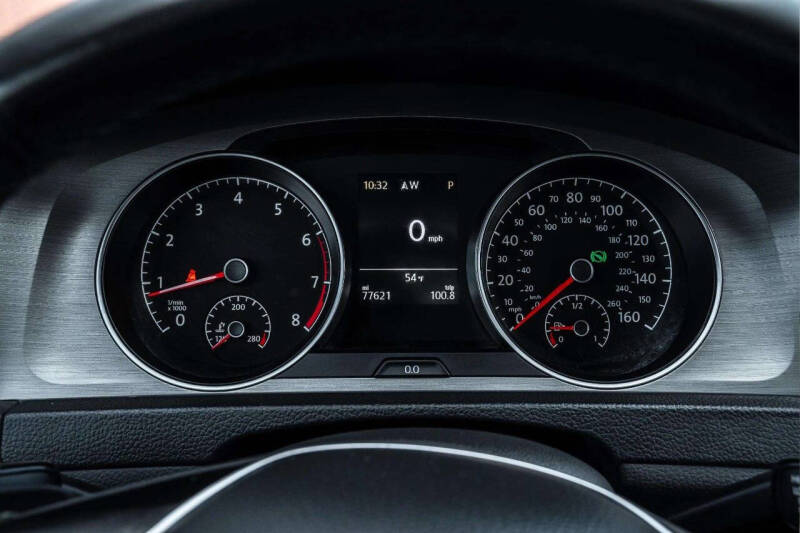 2015 Volkswagen Golf TSI S