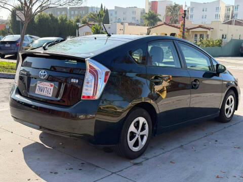 2015 Toyota Prius Two