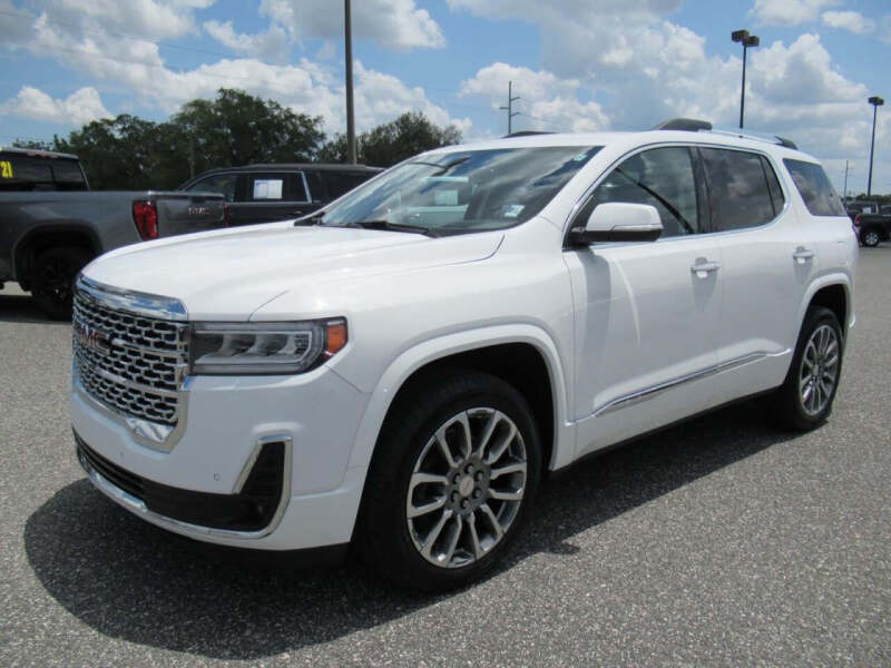 2023 GMC Acadia Denali