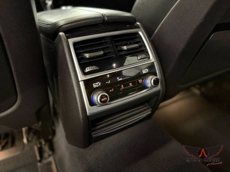 2018 BMW 7 Series 740i