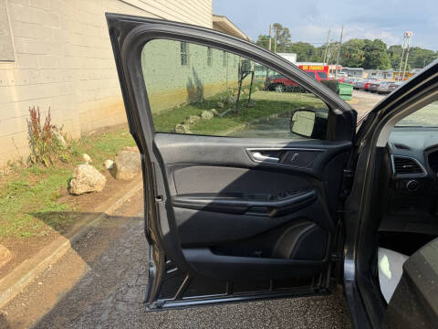 2016 Ford Edge SE