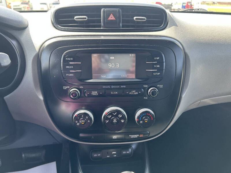 2016 Kia Soul +