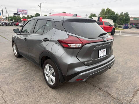 2024 Nissan Kicks S