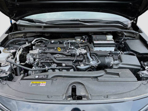 2025 Toyota Corolla Hatchback SE