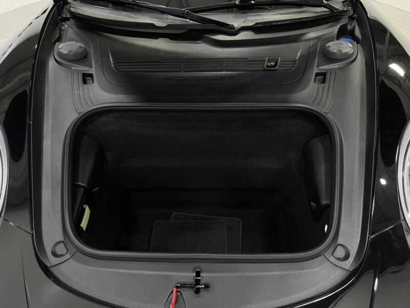 2017 Porsche 911 Carrera 4S