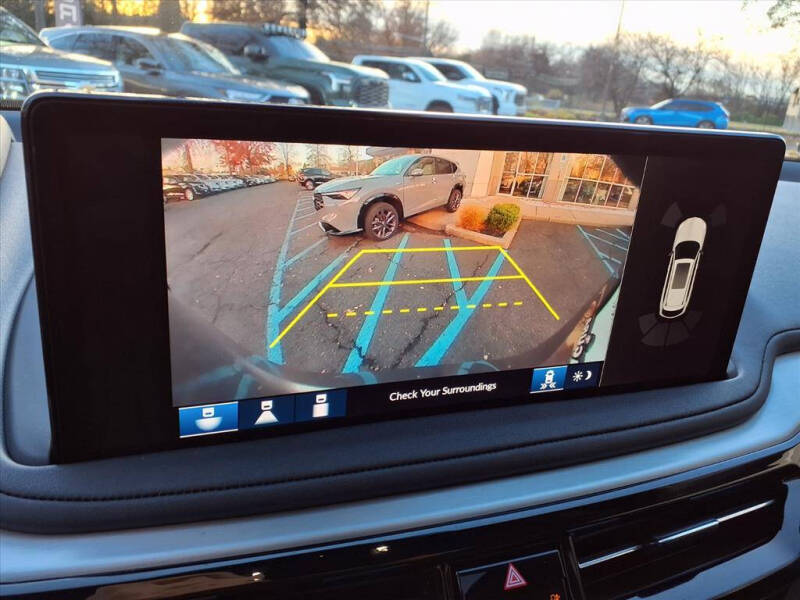 2025 Acura MDX SH-AWD w/Tech