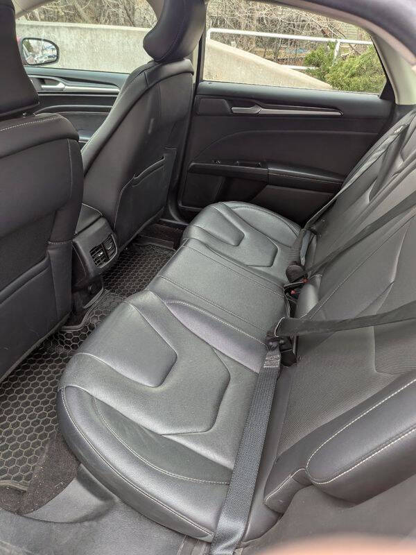 2019 Ford Fusion Hybrid Titanium