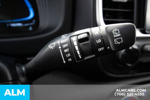 2025 Hyundai Venue SE