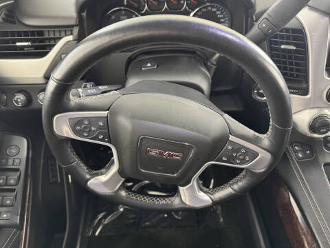 2017 GMC Yukon XL SLT