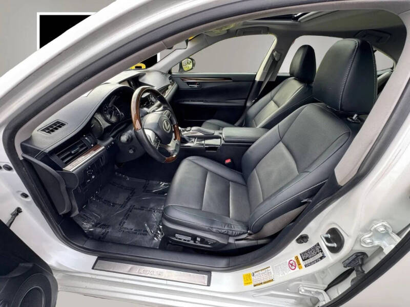 2016 Lexus ES 350