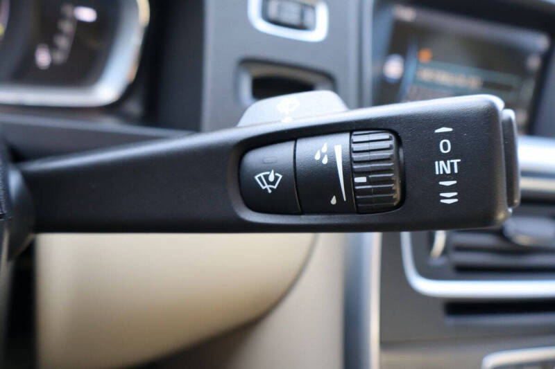 2015 Volvo S60 T5 Drive-E Premier