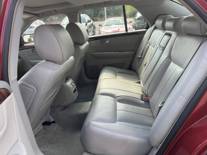 2011 Cadillac DTS Luxury Collection