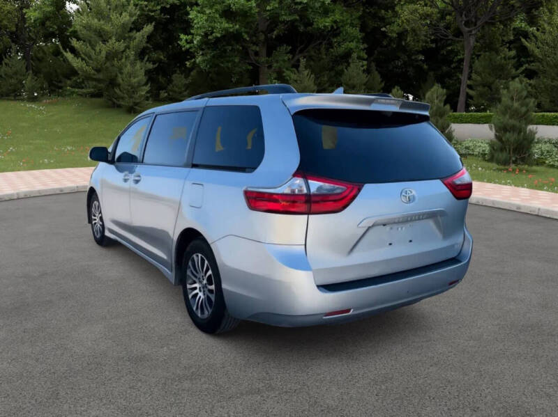 2020 Toyota Sienna