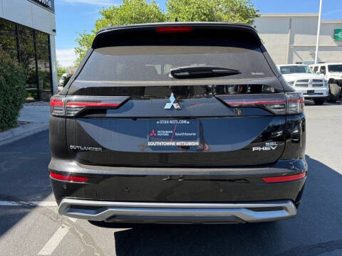 2026 Mitsubishi Outlander PHEV SEL
