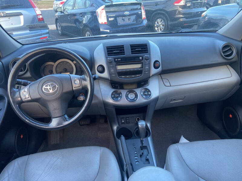 2008 Toyota RAV4 Limited photo 4