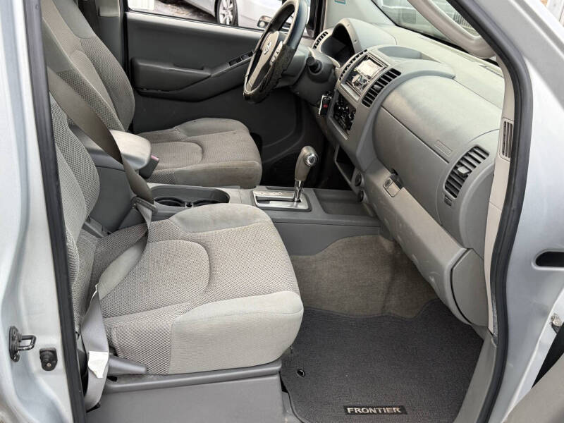 2006 Nissan Frontier LE