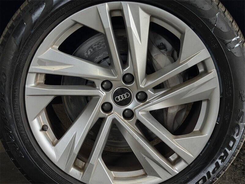 2021 Audi Q7 quattro Premium 45 TFSI