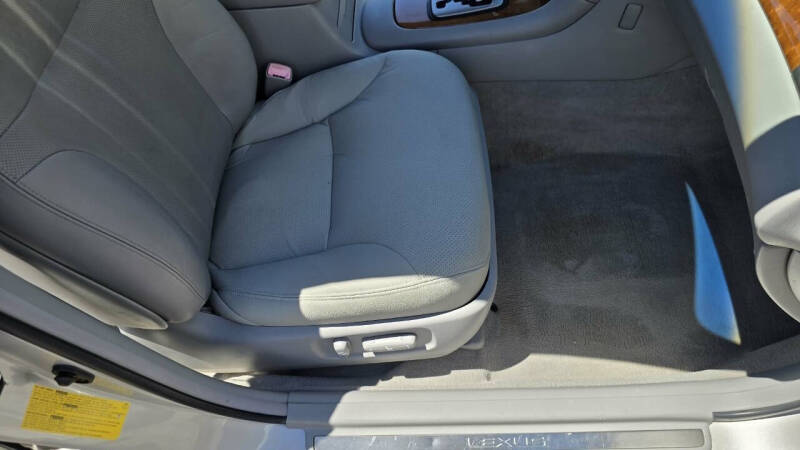 2005 Lexus ES 330