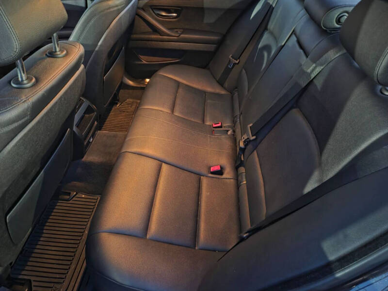 2014 BMW 5 Series 528i