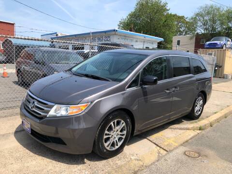 2013 Honda Odyssey for sale at Five Brothers Auto in Camden NJ