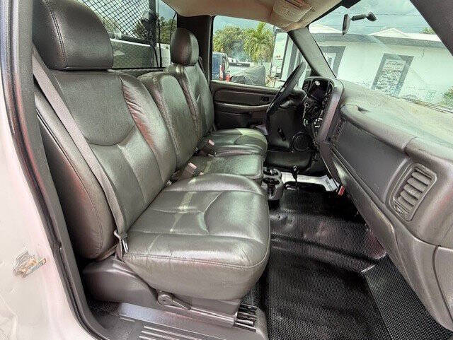 2005 GMC Sierra 3500