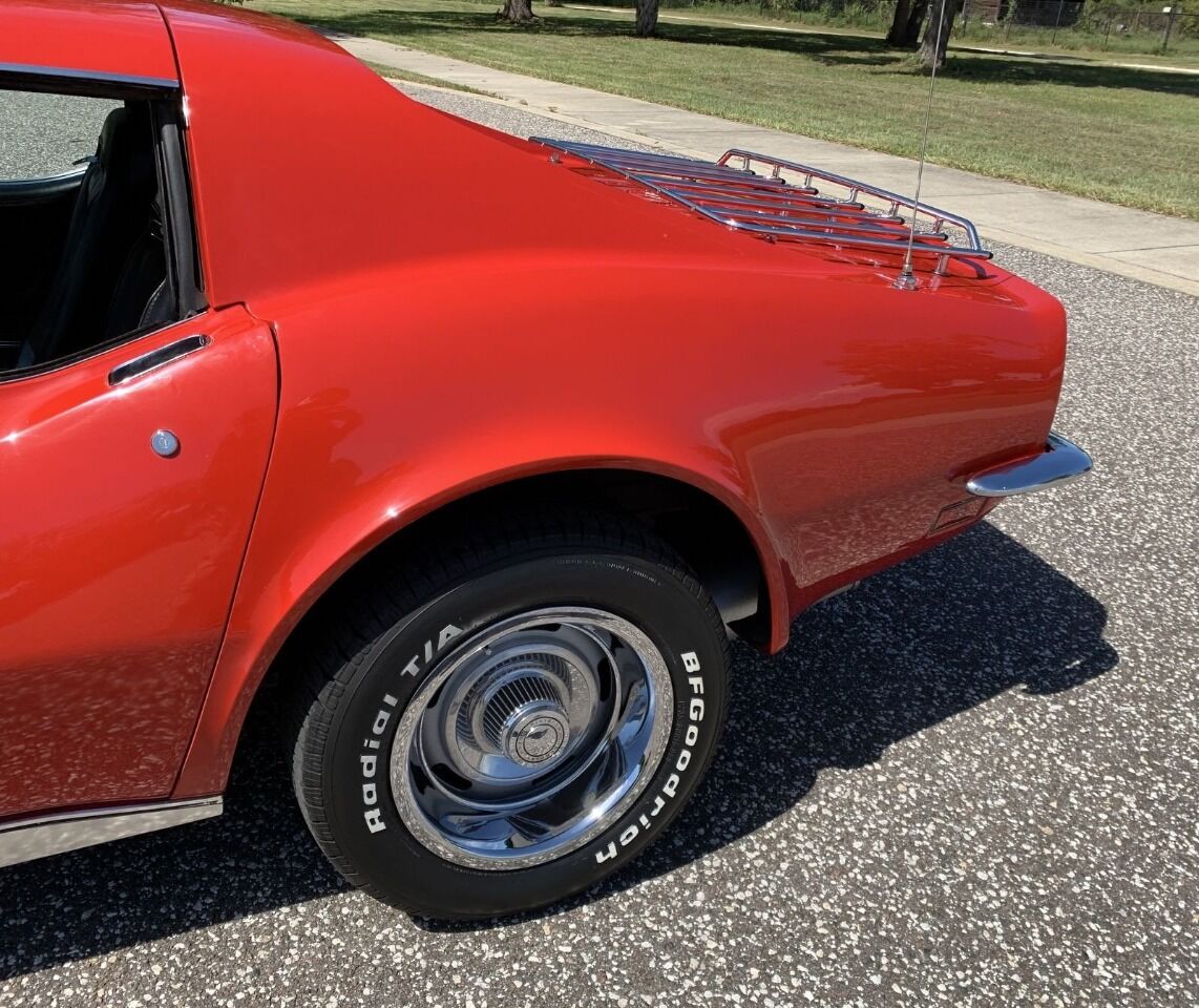 1973 Chevrolet Corvette 26