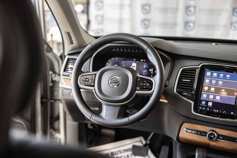 2025 Volvo XC90 B6 Plus Bright Theme 7P