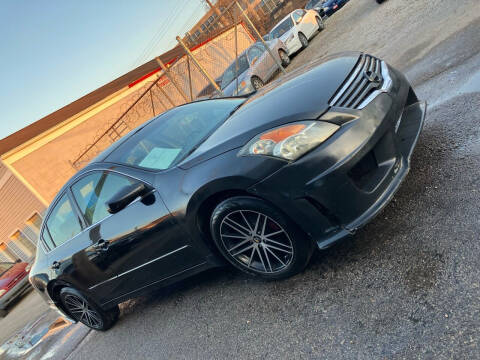 2009 Nissan Altima for sale at Rod's Automotive in Cincinnati OH