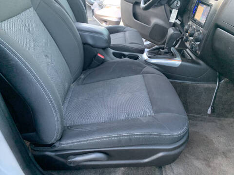 2009 HUMMER H3 Alpha