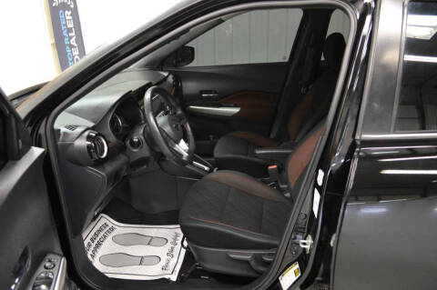 2020 Nissan Kicks SR