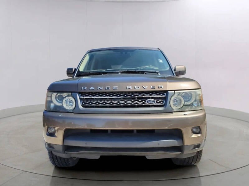 2011 Land Rover Range Rover Sport HSE photo 2