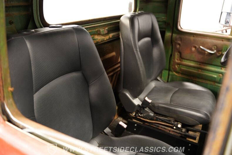 1960 Mack B-Series