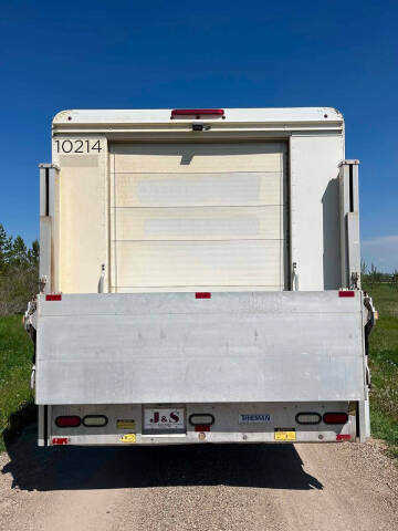2010 Freightliner MT45 Chassis