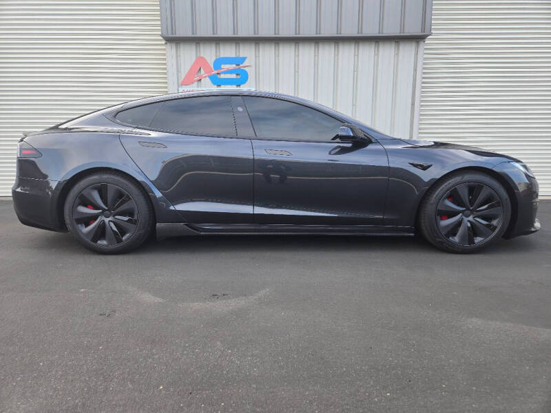 2024 Tesla Model S Plaid
