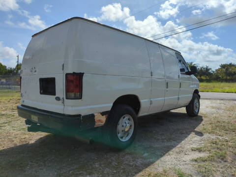 2005 Ford E-Series E-350 SD