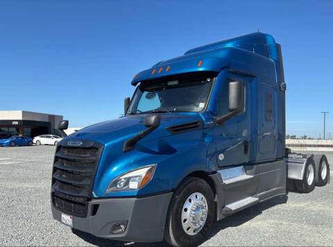 2023 Freightliner Cascadia