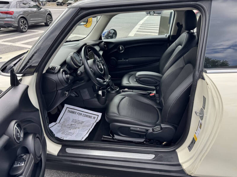 2017 MINI Hardtop 2 Door Cooper