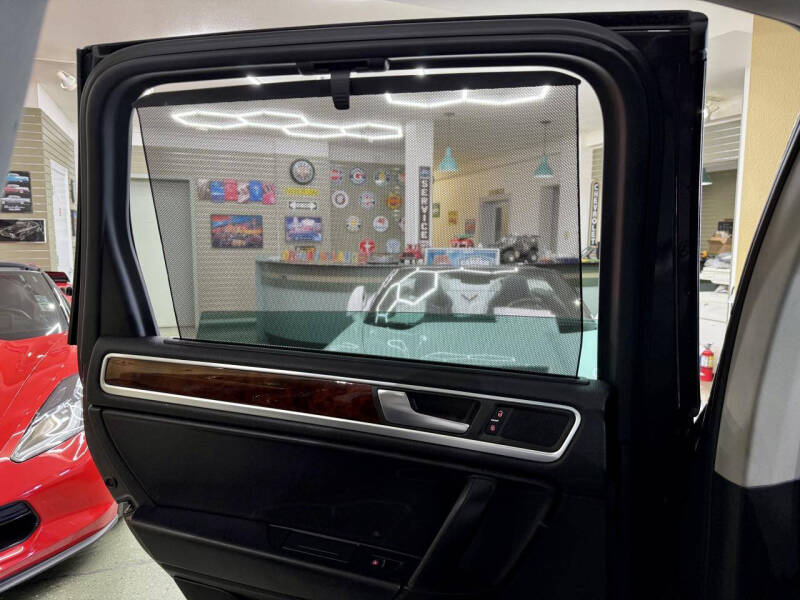 2012 Volkswagen Touareg