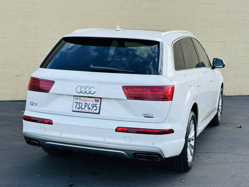 2017 Audi Q7 3.0T quattro Premium Plus