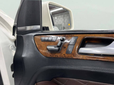 2014 Mercedes-Benz GL-Class GL 550 4MATIC