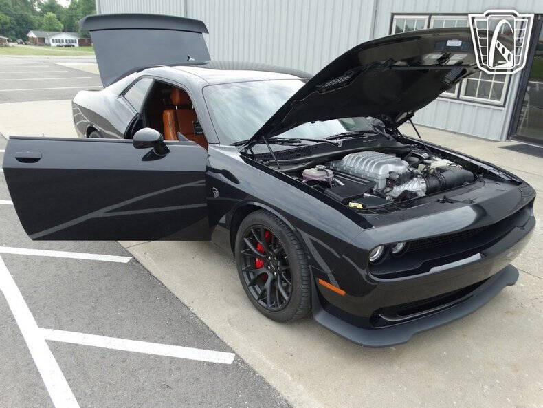 2015 Dodge Challenger SRT Hellcat