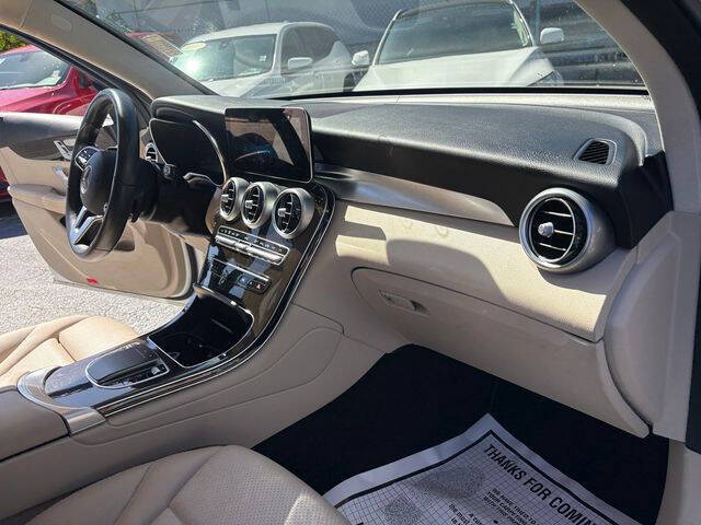 2022 Mercedes-Benz GLC GLC 300